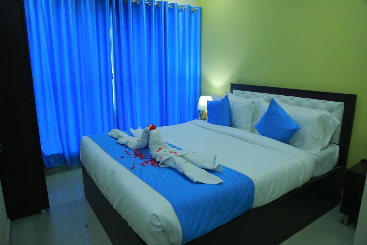 Hotel Sky Park Shamshabad Extérieur photo